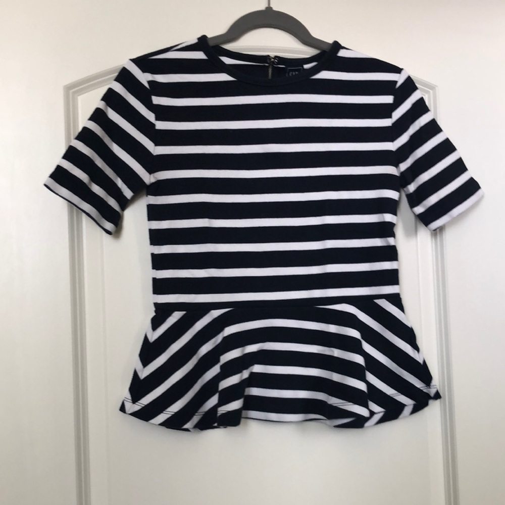 Gap peplum shirt